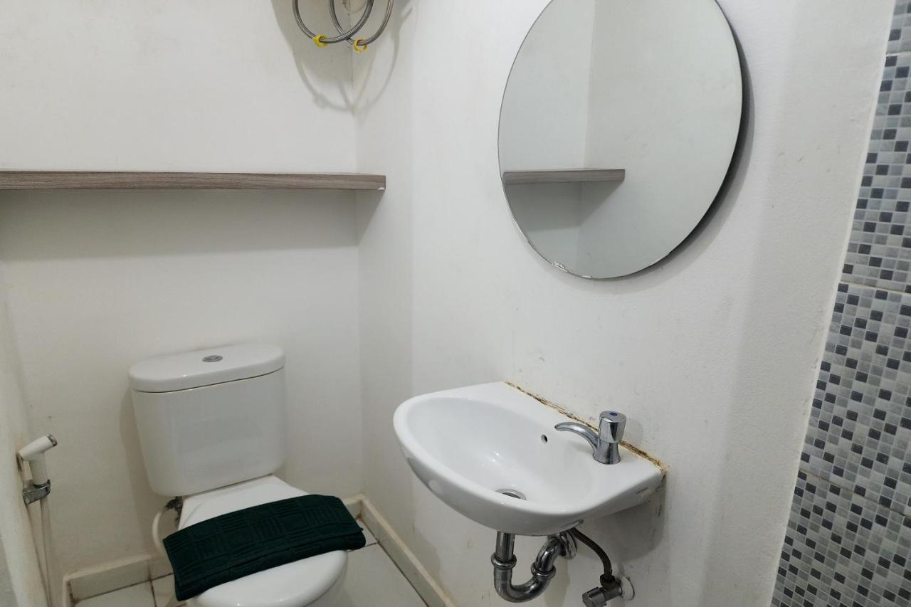 Barata Hotel Near Bandara Soekarno Hatta 当格浪 外观 照片