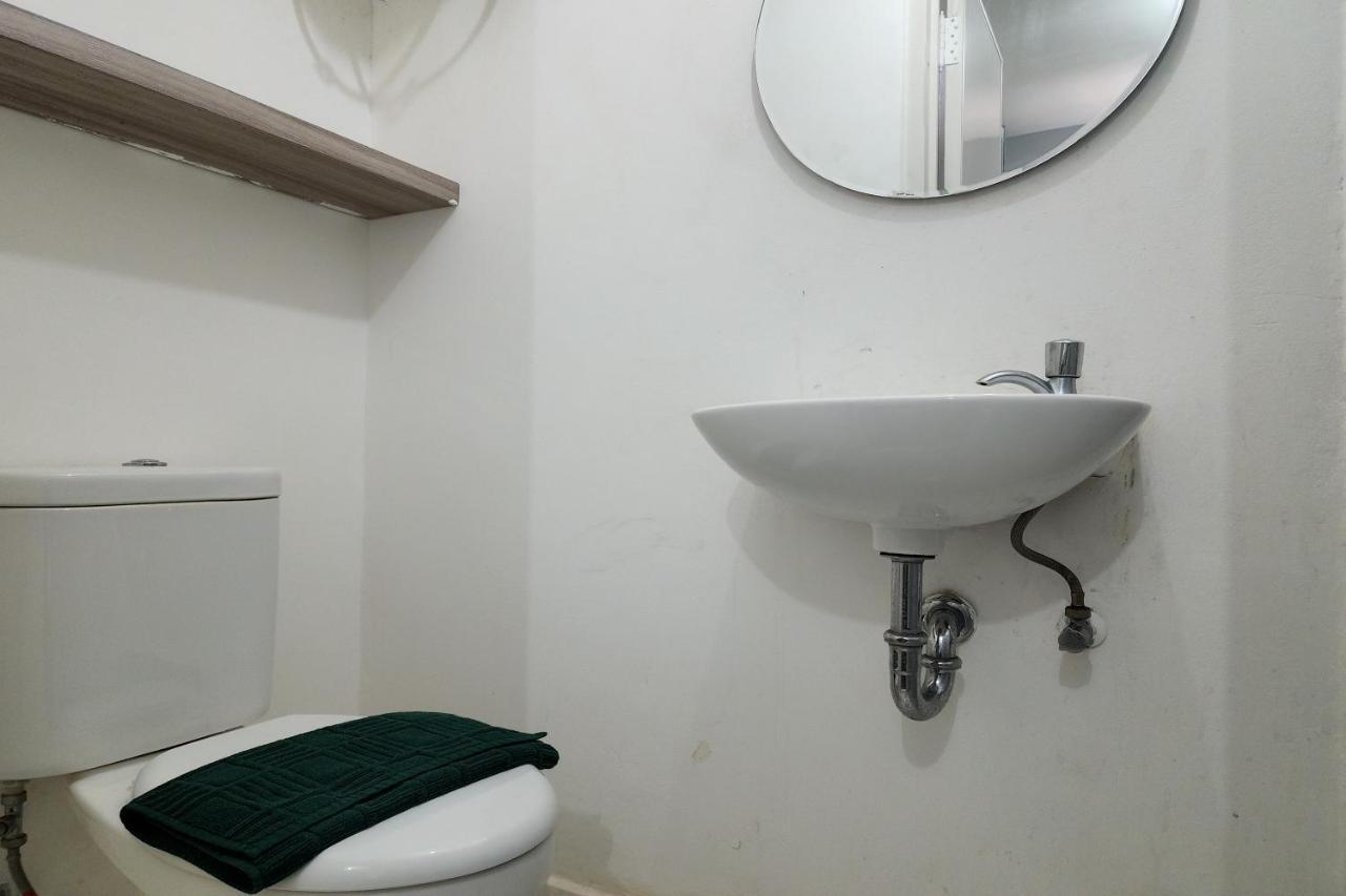 Barata Hotel Near Bandara Soekarno Hatta 当格浪 外观 照片