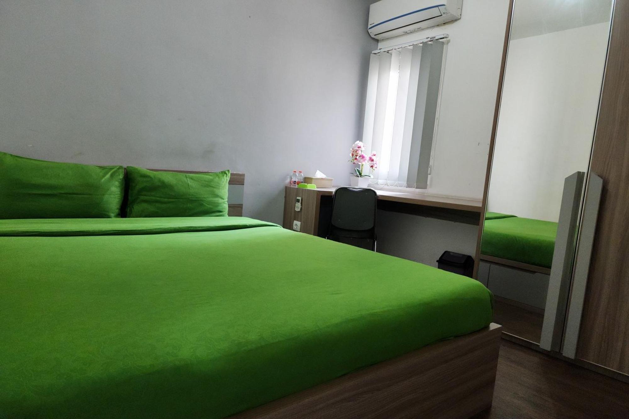 Barata Hotel Near Bandara Soekarno Hatta 当格浪 外观 照片